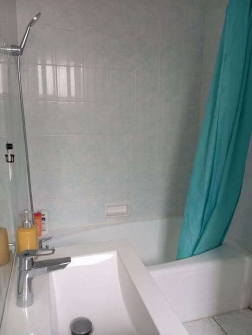 Centre-ville Proche Gare Appartement *